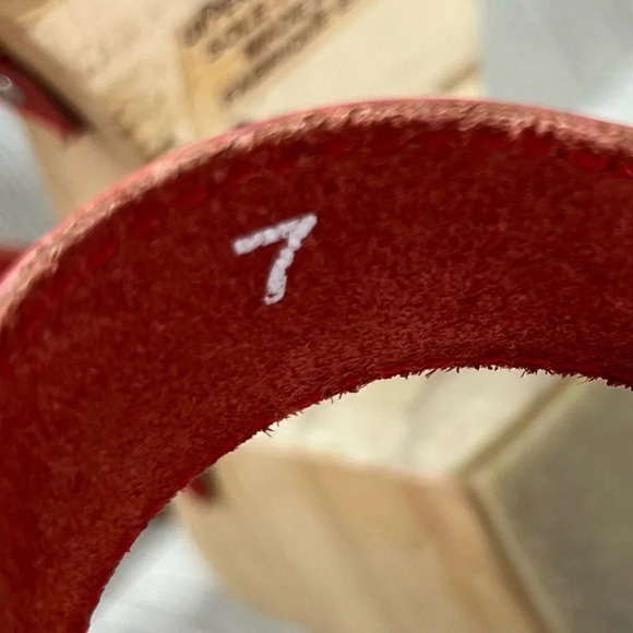 UO Cooperative Sandals Women 7 Gladiator Slingback Wooden Block Heel Leather Red - Picture 12 of 13